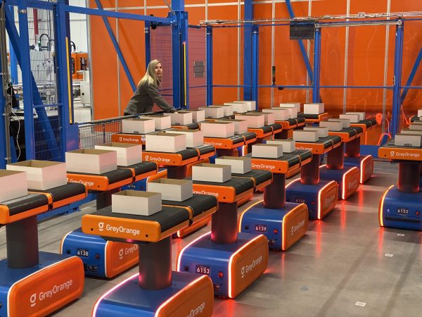 autonomer mobiler roboter fulfillmentlogistik