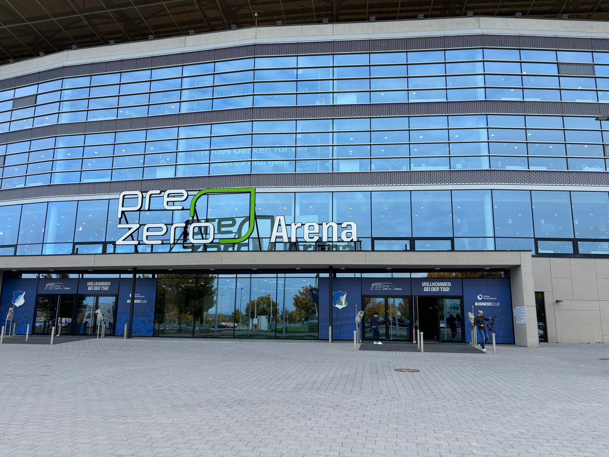 PreZero Arena Sinsheim beim Intralogistics Summit 2025 – Veranstaltungsort der Gebhardt Group.